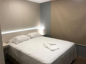 Loft aconchegante com piscina a um passo do metrô